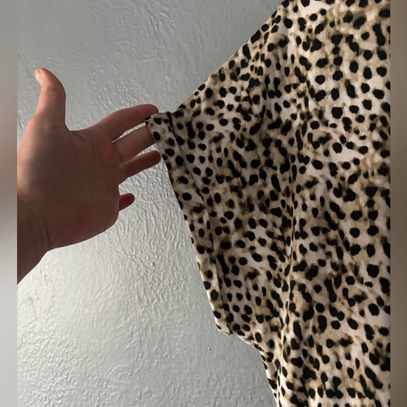 Tommy Bahama | Leopard Print Women's Top | L - Picture 6 of 9